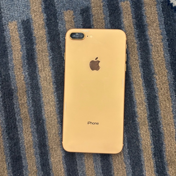 iPhone 8 Plus 256GB/Touch ID working perfectly - Picture 10 of 13